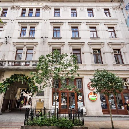 Ace Of Spades Gozsdu Budapest Eksteriør billede